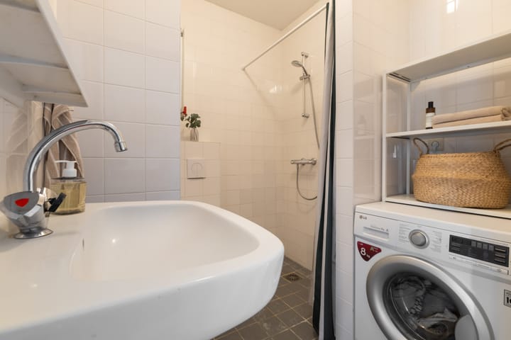 Photo 15 of Eerste Atjehstraat 113-2