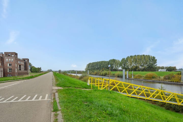 Foto 42 van Parcivalring 109