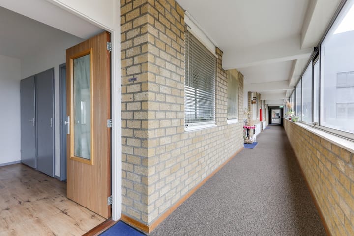 Foto 10 van Den Heuvel 186