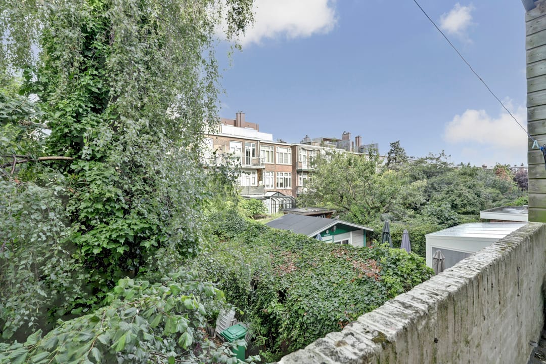 Foto 13 van Van Lansbergestraat 26