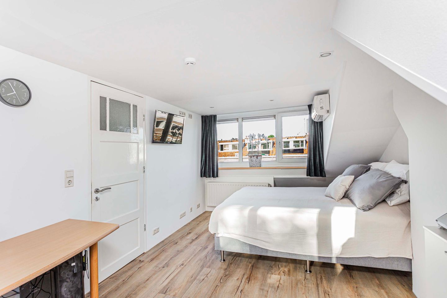 Photo 44 of Julianaweg 113