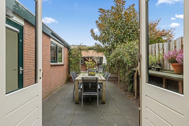 Foto 46 van Flevostraat 6