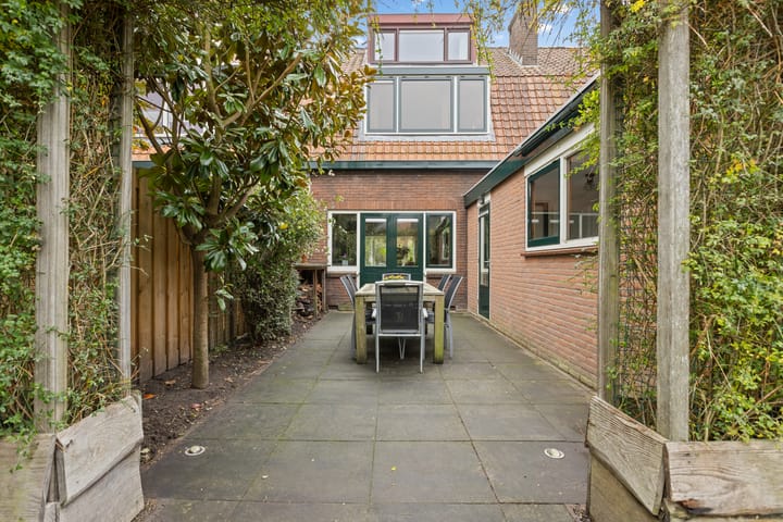 Foto 57 van Flevostraat 6