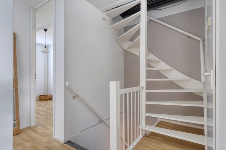 Foto 17 van Alpenkraai 57