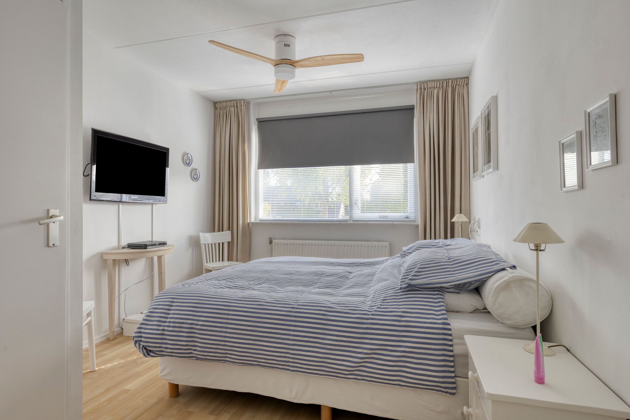 Foto 18 van Alpenkraai 57