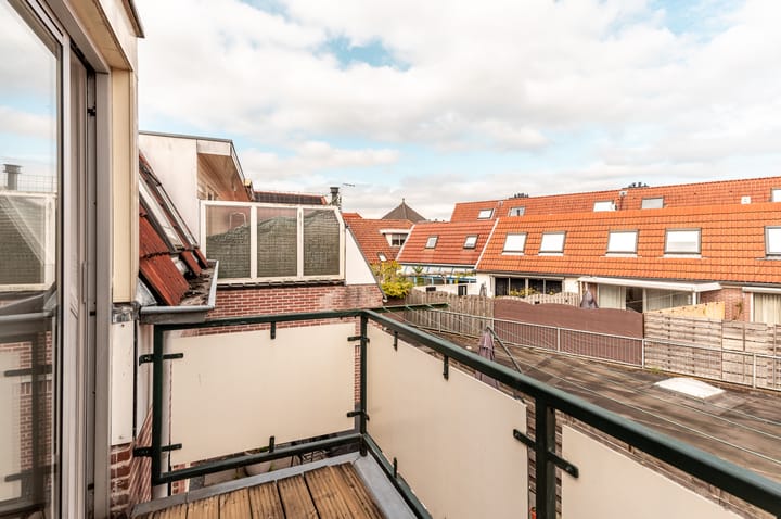 Photo 6 of Luttekepoortstraat 15-B