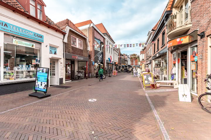 Photo 32 of Luttekepoortstraat 15-B