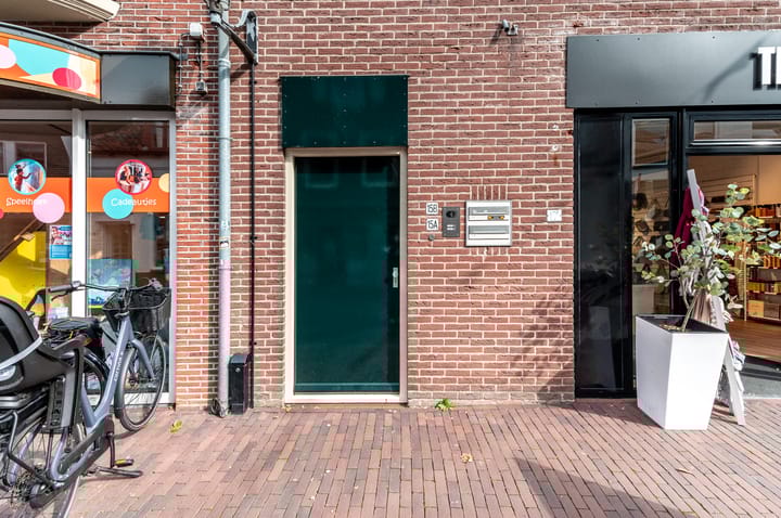 Photo 31 of Luttekepoortstraat 15-B