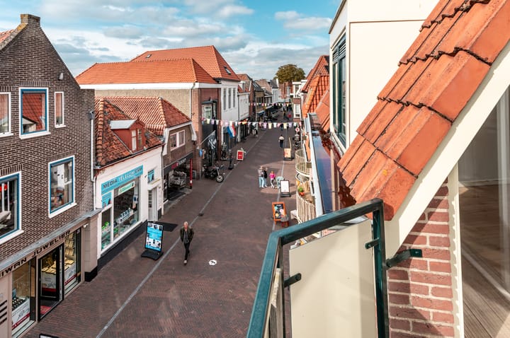 Photo 4 of Luttekepoortstraat 15-B