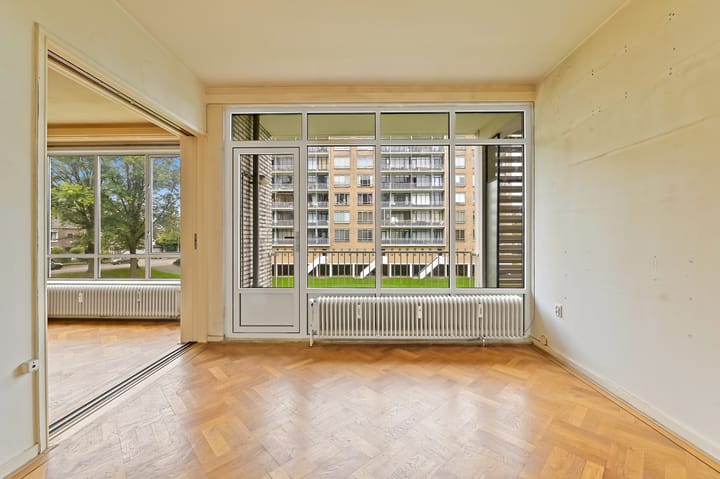 Photo 9 of Van Alkemadelaan 1026