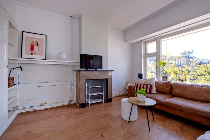 Photo 11 of Paterswoldseweg 42-B