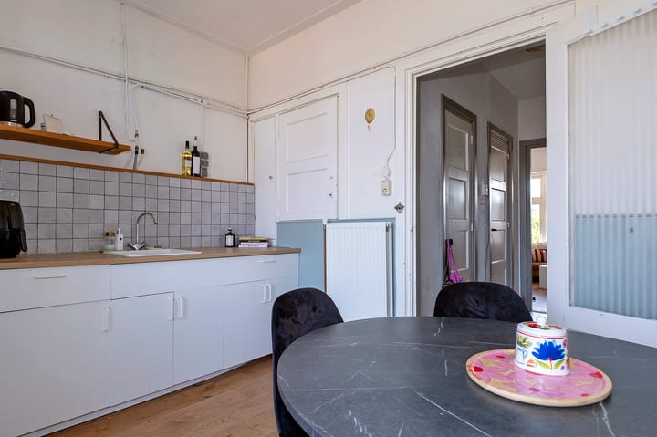 Photo 17 of Paterswoldseweg 42-B