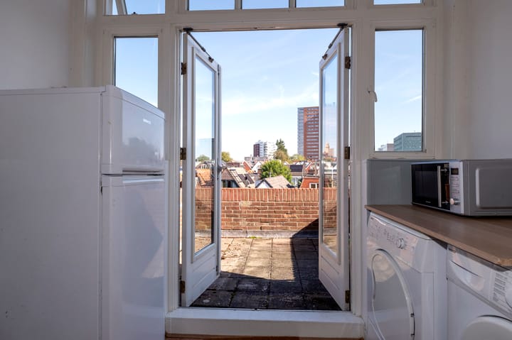 Photo 20 of Paterswoldseweg 42-B