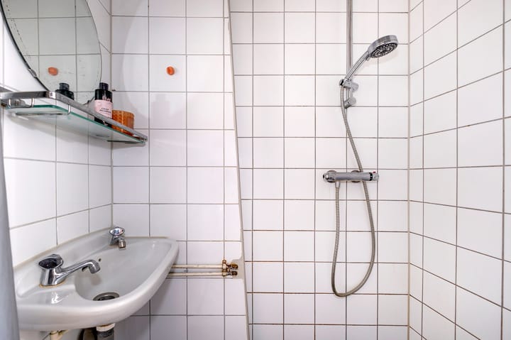 Photo 32 of Paterswoldseweg 42-B