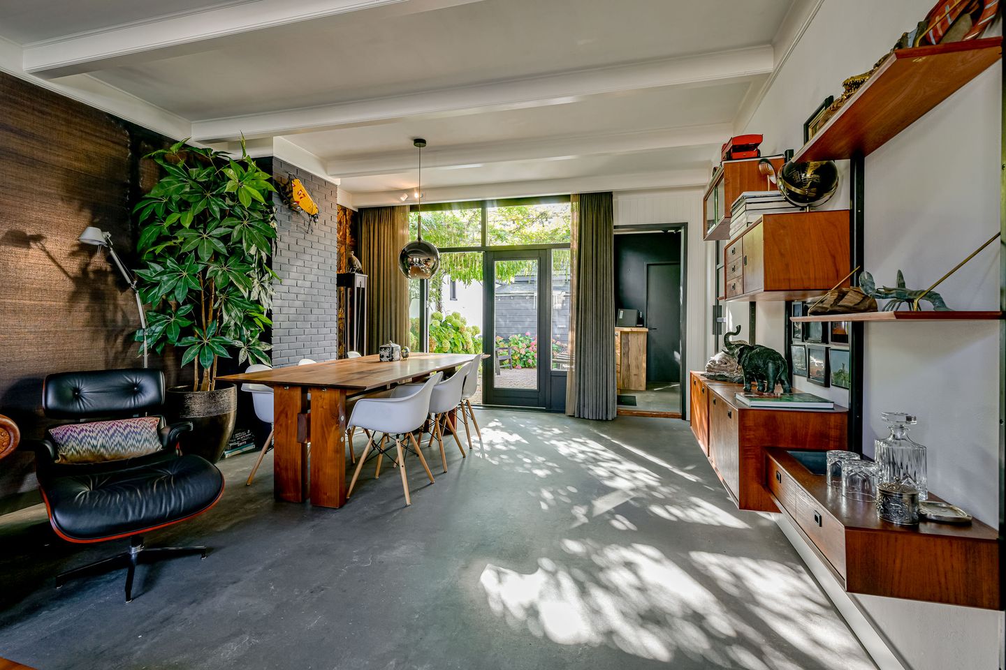 Photo 10 of Regentenstraat 48