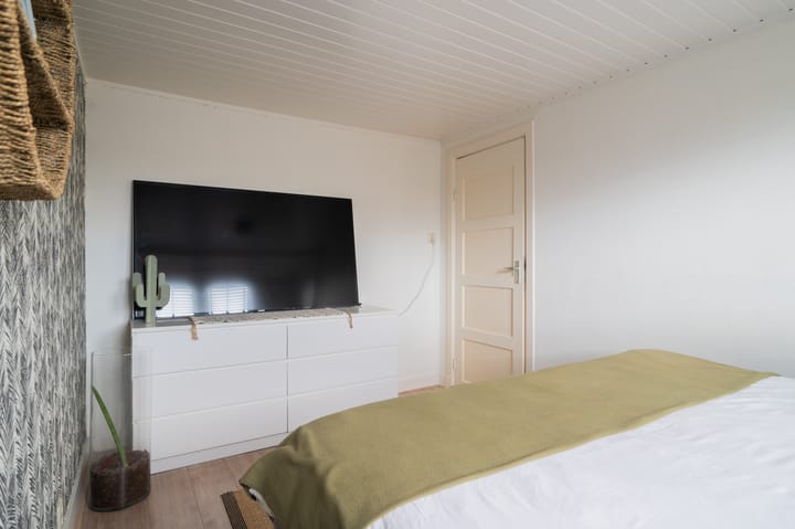 Photo 12 of Vonderstraat 105