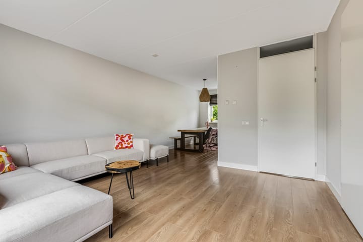 Foto 14 van Esdoornlaan 25