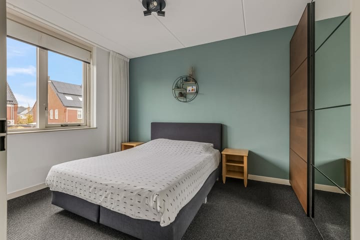 Foto 21 van Esdoornlaan 25