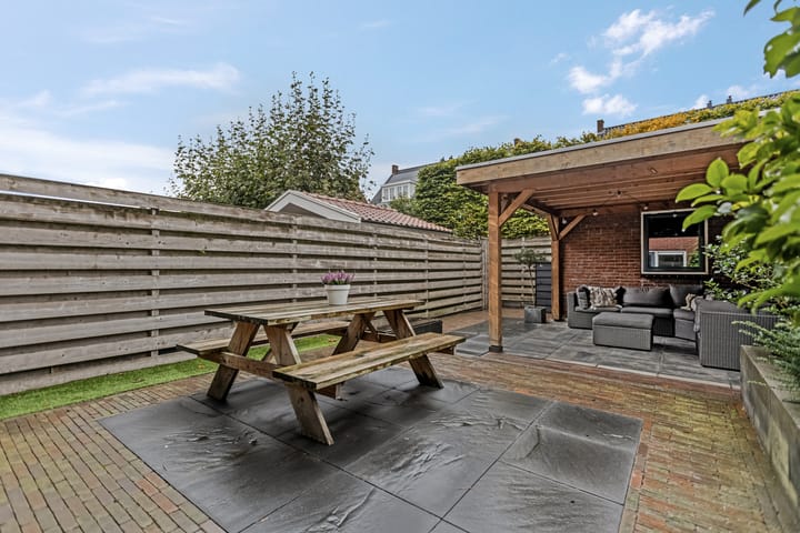 Foto 38 van Esdoornlaan 25