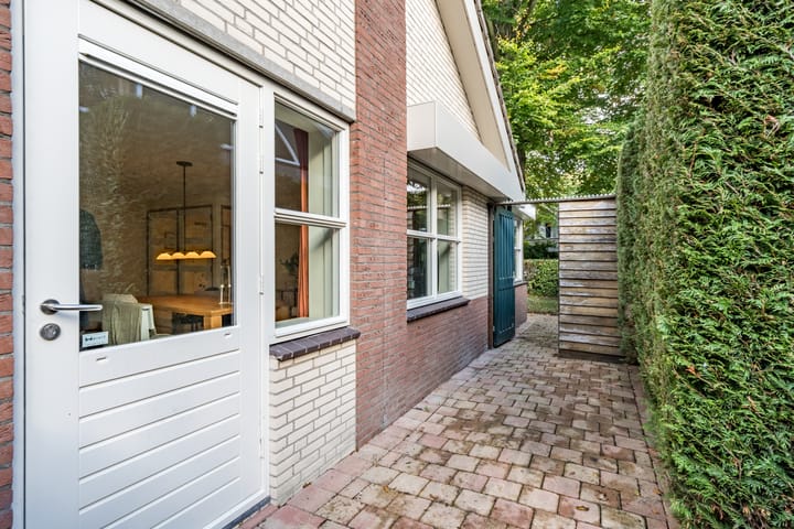 Photo 37 of Kloosterlaan 27