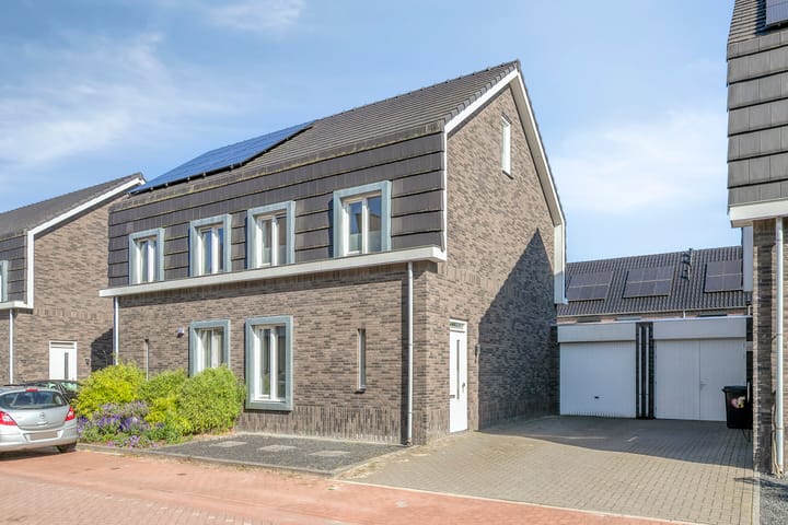 Foto 1 van Sperwerstraat 6