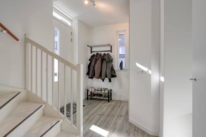 Photo 5 of Sperwerstraat 6