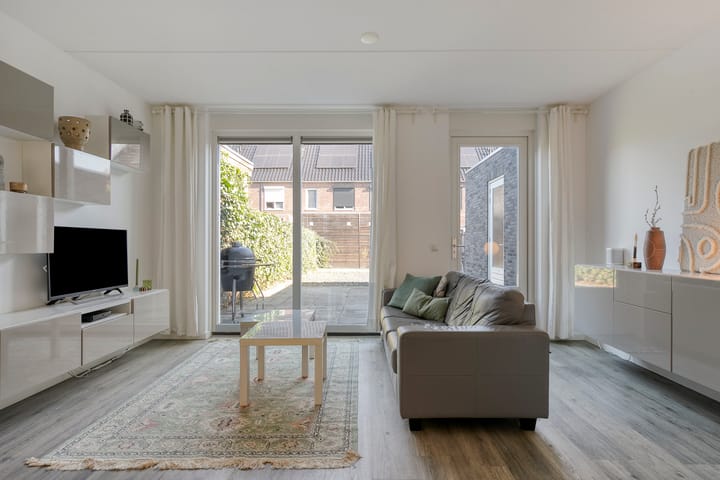 Foto 8 van Sperwerstraat 6