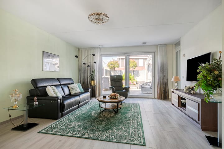 Foto 7 van Bezembinder 15