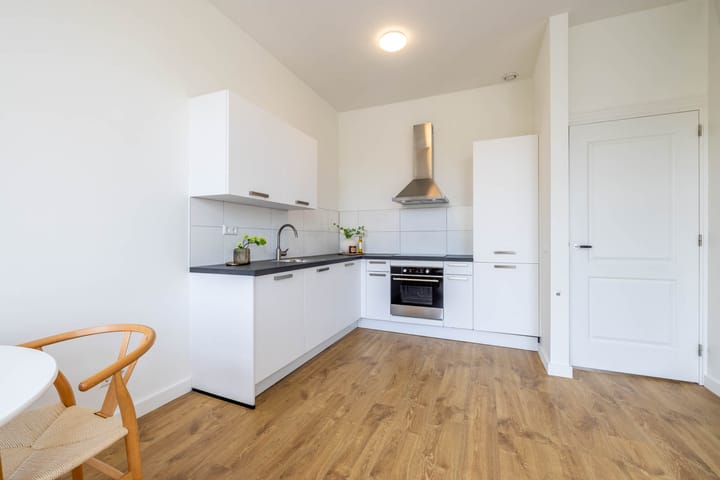 Photo 5 of Boezemstraat 13-A