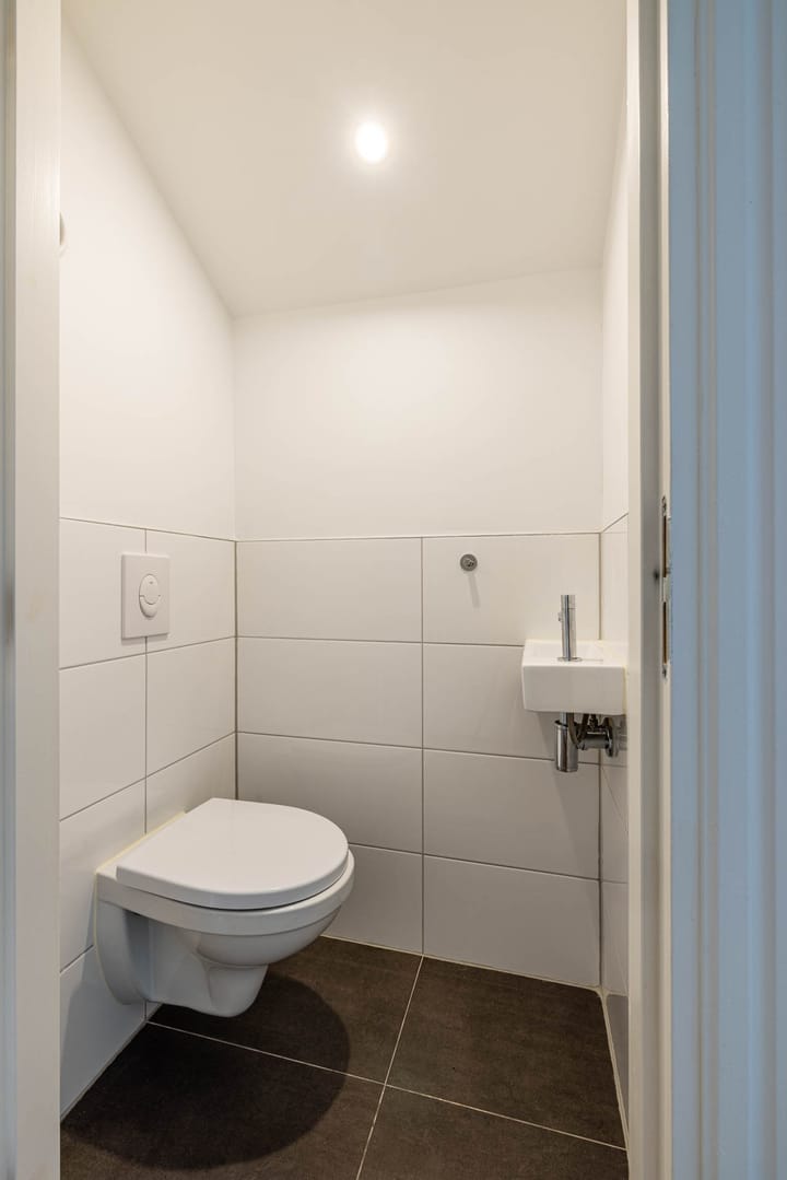 Photo 13 of Boezemstraat 13-A