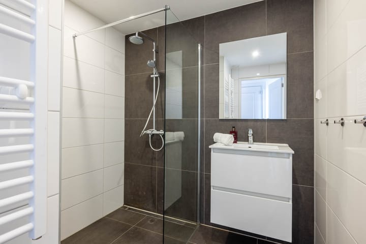 Photo 27 of Boezemstraat 13-A