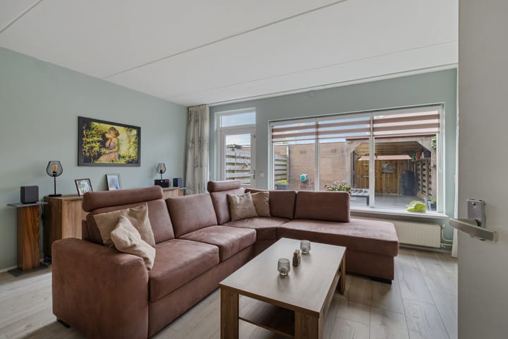 Foto 6 van Dovenetel 5