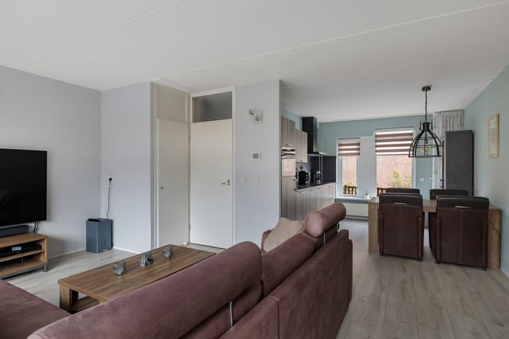 Foto 10 van Dovenetel 5