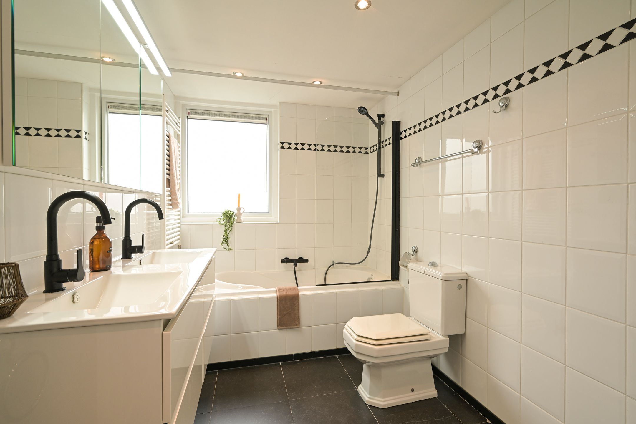 Photo 24 of Ary Schefferstraat 133