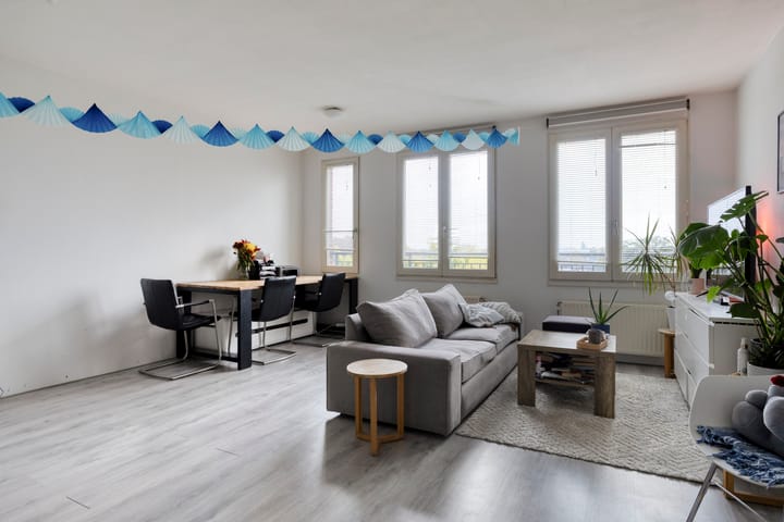 Foto 2 van Frontonstraat 35