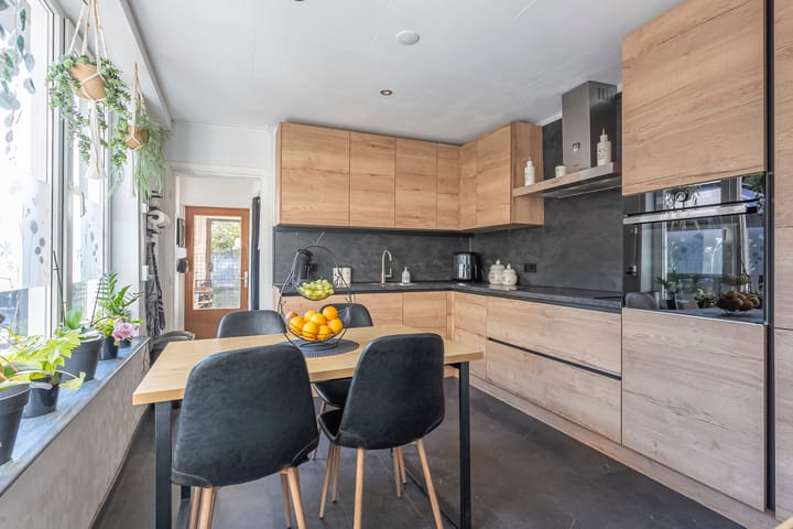 Photo 11 of Vinkerstraat 19