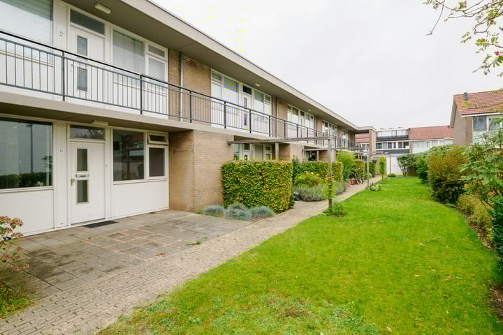 Foto 25 van Bizetstraat 34