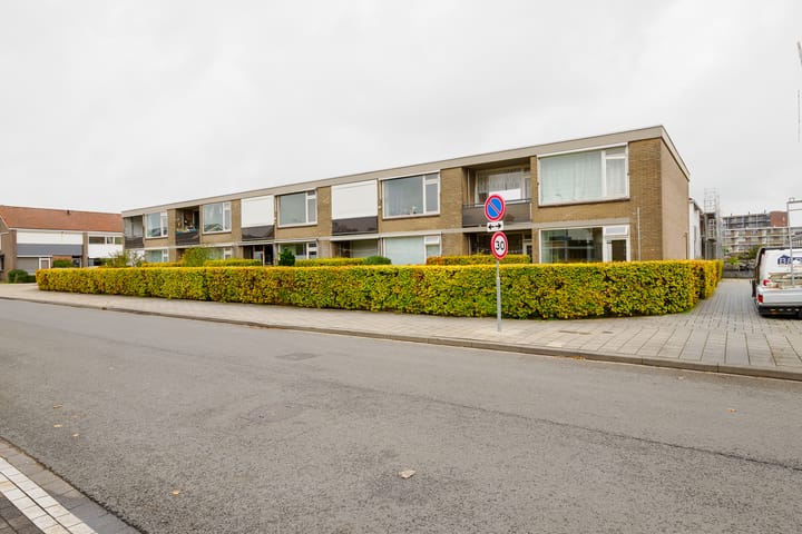 Foto 30 van Bizetstraat 34