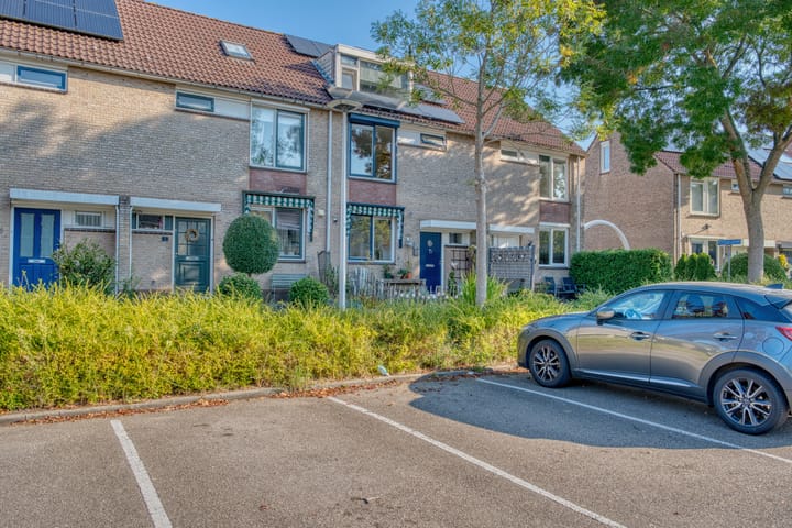 Photo 6 of Johannes Chr. Bendorpstraat 17