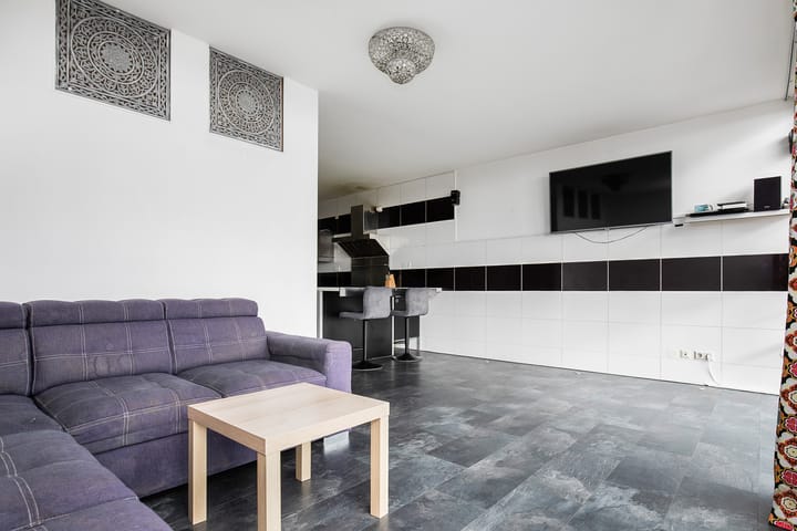 Photo 13 of Raadhuisplein 44