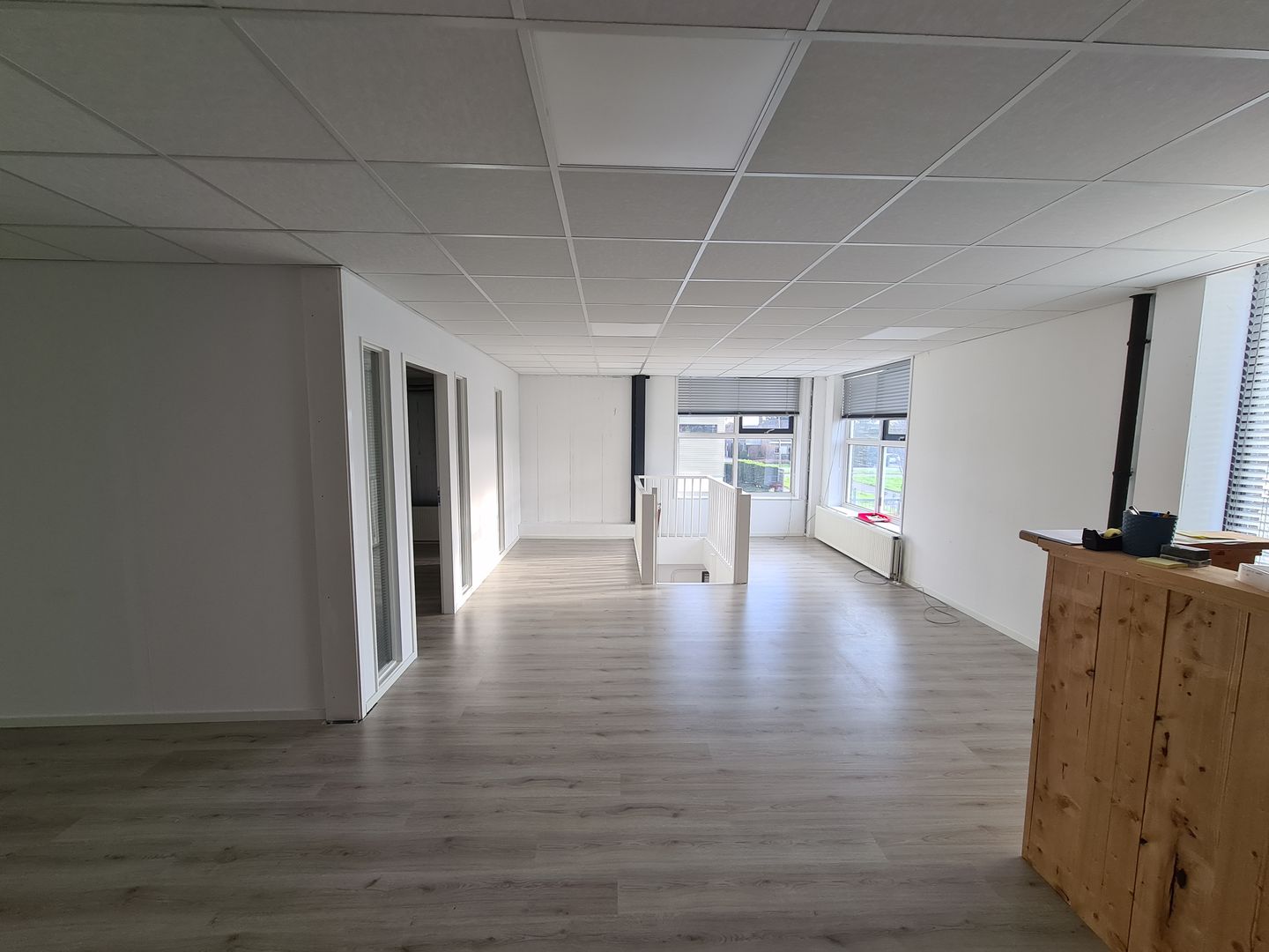 View photo 5 of Coenecoop 144-a