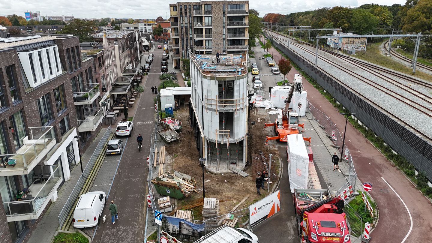 View photo 2 of Parkweg 2