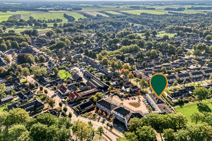 Foto 5 van Lesturgeonplein 22