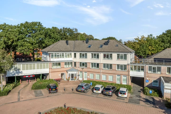 Foto 6 van Lesturgeonplein 22