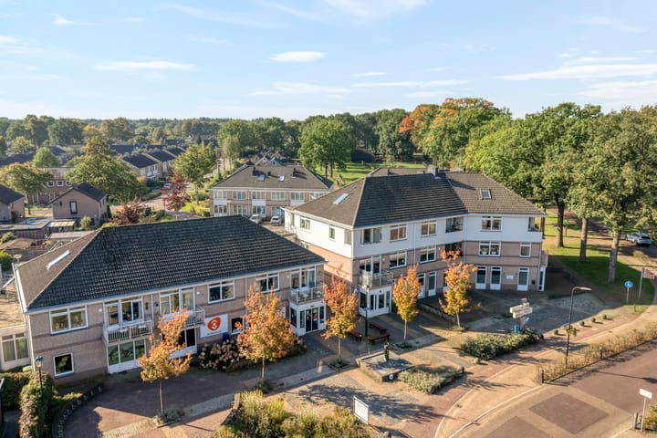 Foto 10 van Lesturgeonplein 22