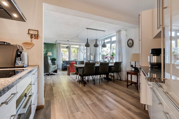 Foto 22 van Lesturgeonplein 22