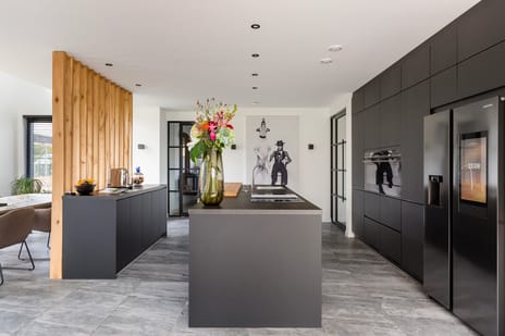 Kreek 16 tertiary image