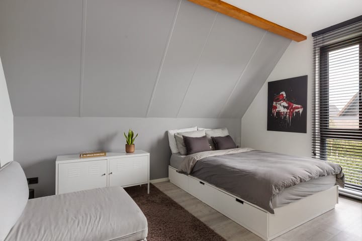 Photo 90 of Kreek 16