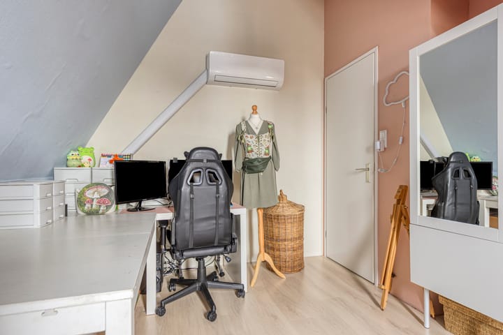 Photo 41 of Sterrenboschlaan 22