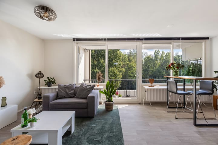 Foto 3 van Louvre 172